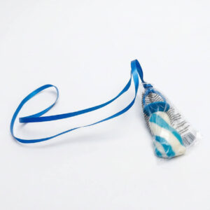 Babyvoetjes traktatie jongen blauw ingepakt