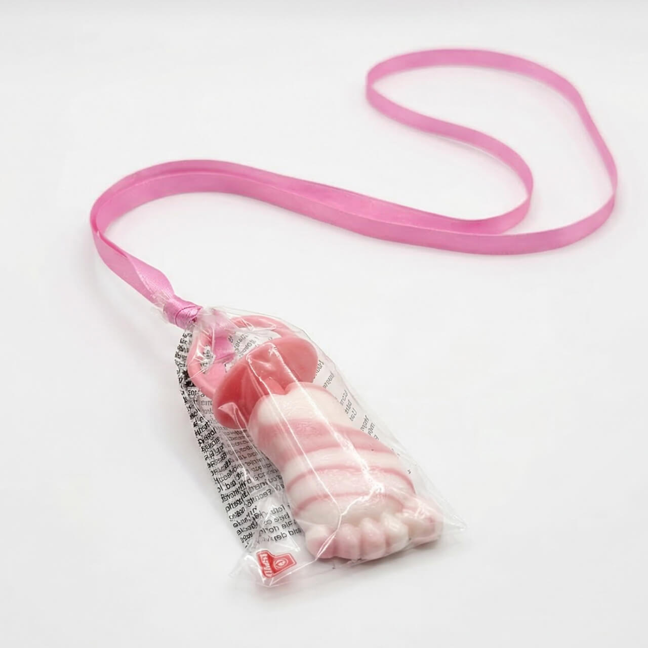 Babyvoetjes traktatie meisje roze ingepakt